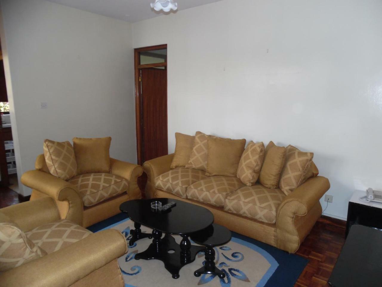 Apartment Court Samra