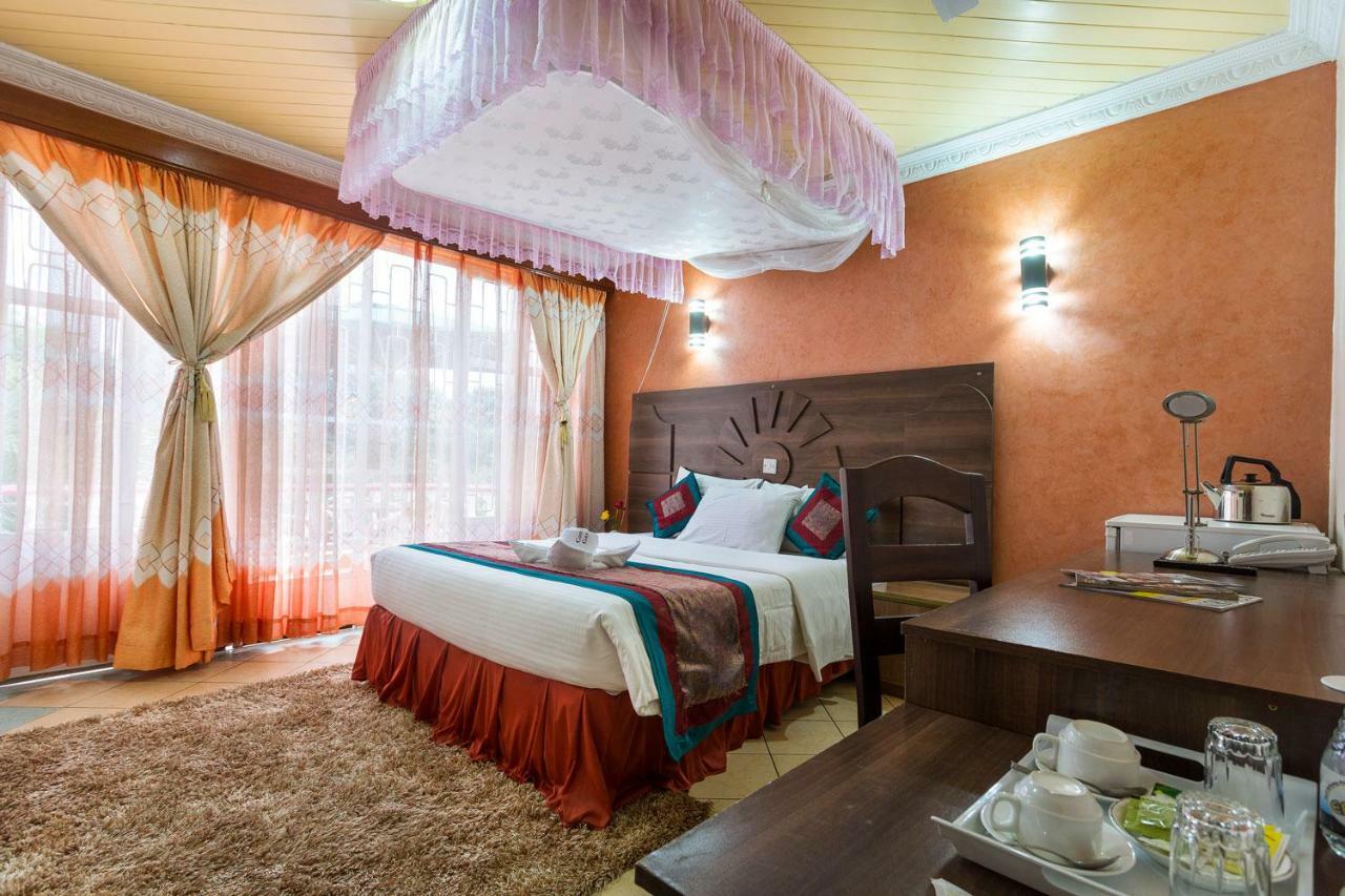 Comfort Gardens 3*