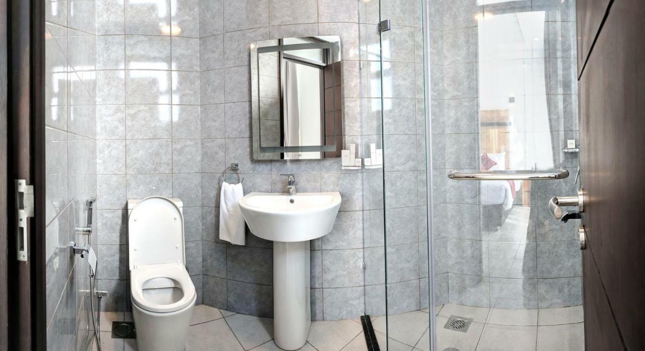 L'aziz Aparthotel