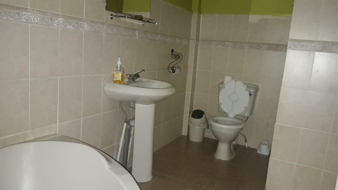 Kiloran House 2*