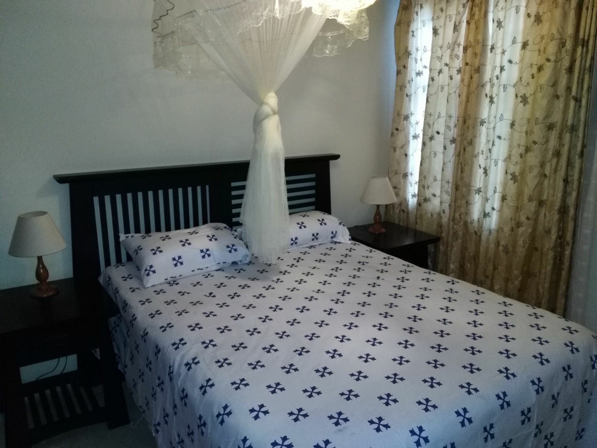 Apartment Lovely 1 Bedroom *