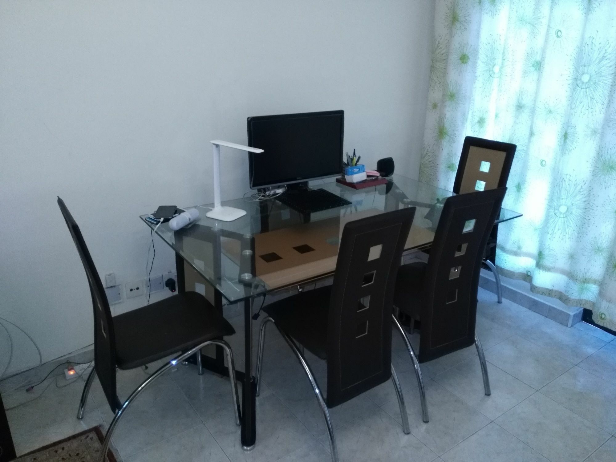 Lovely 1 Bedroom Apartment *