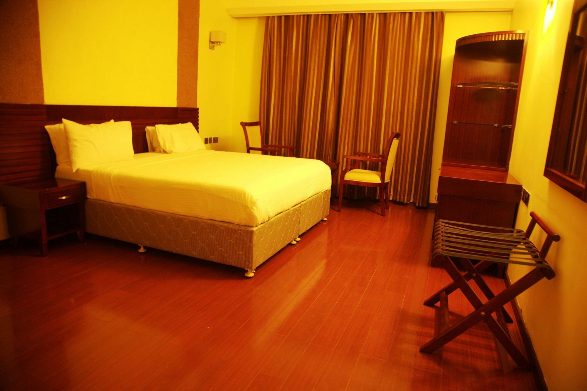 Osinkirri Kilimani Hotel 4*