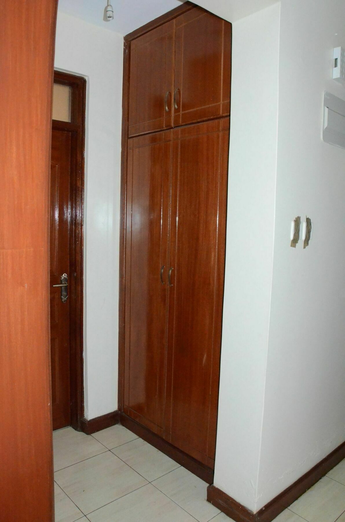 Thomson Court Apartment