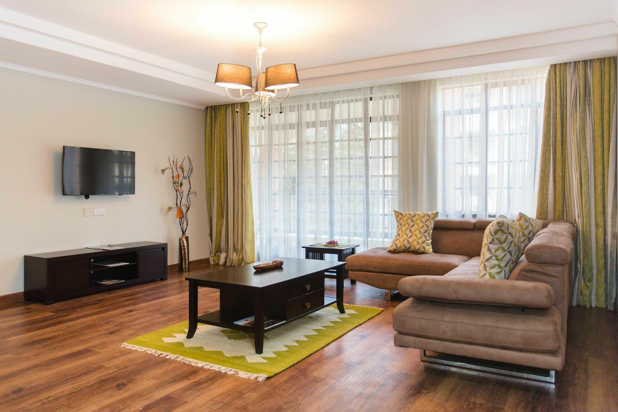 Cozy Residences By Trianum Aparthotel