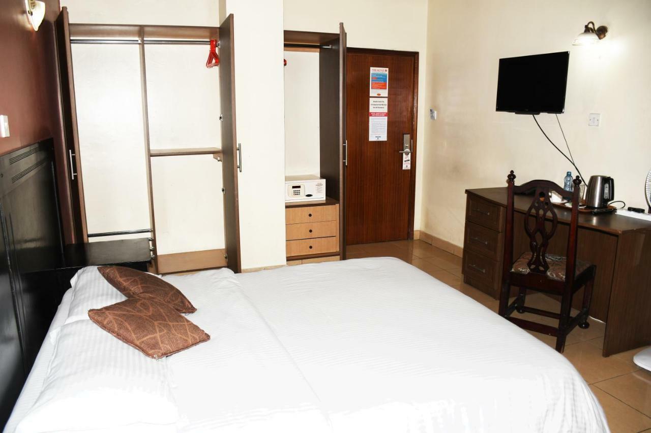 Jamia Hotel