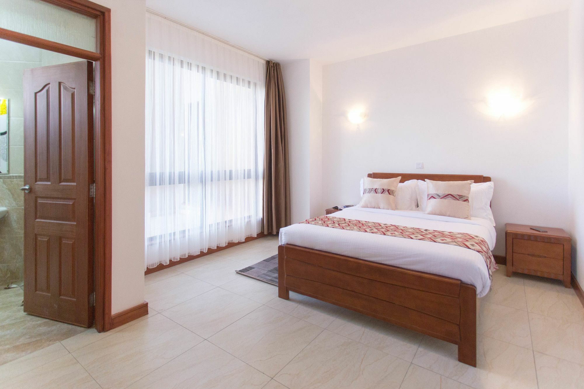 Myra By Dunhill Serviced Aparthotel