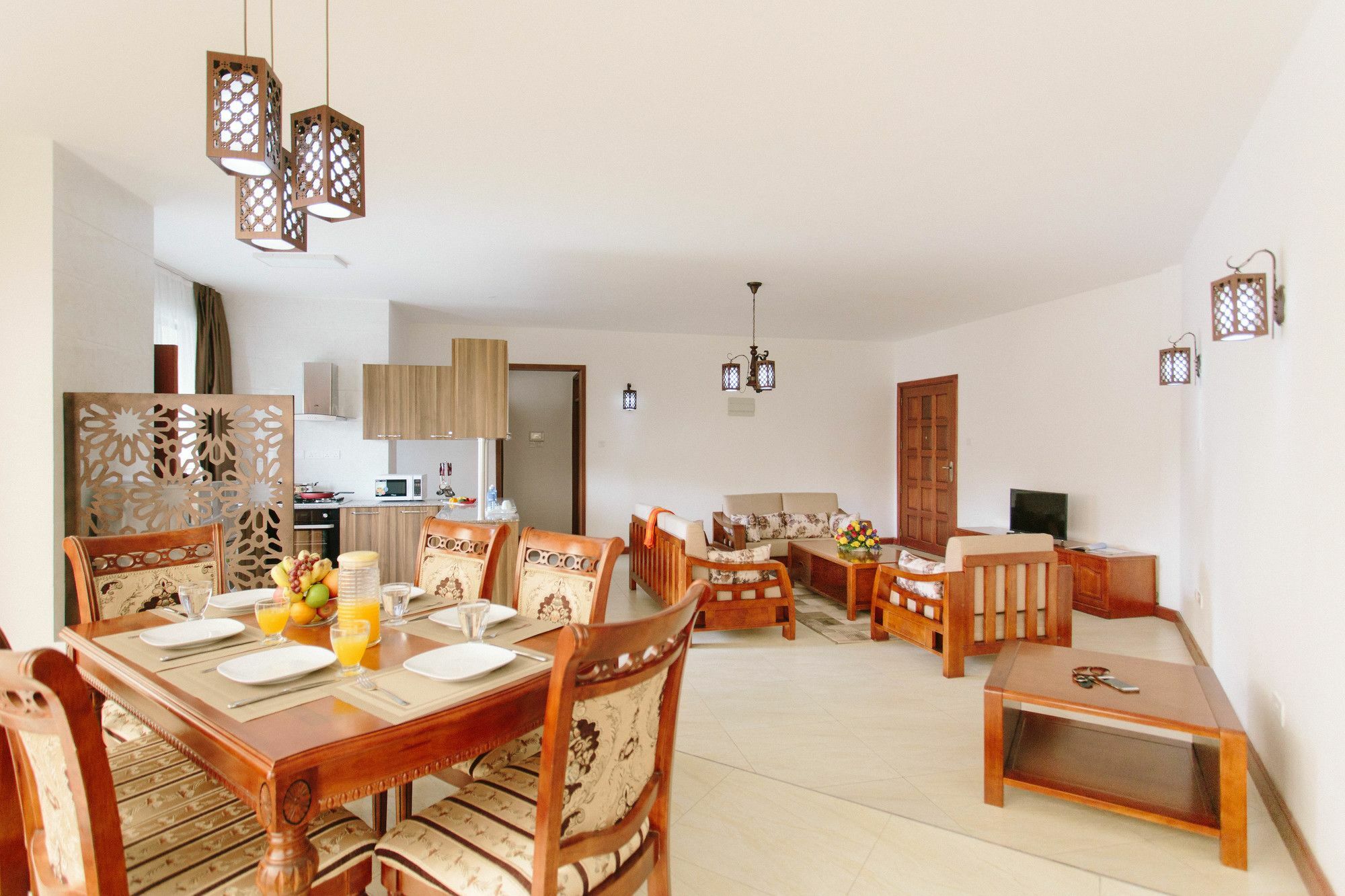Aparthotel Myra By Dunhill Serviced