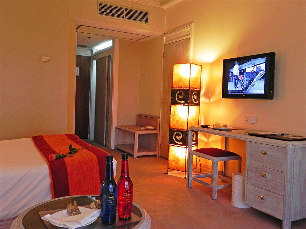 Hotel Ledger Plaza 3*
