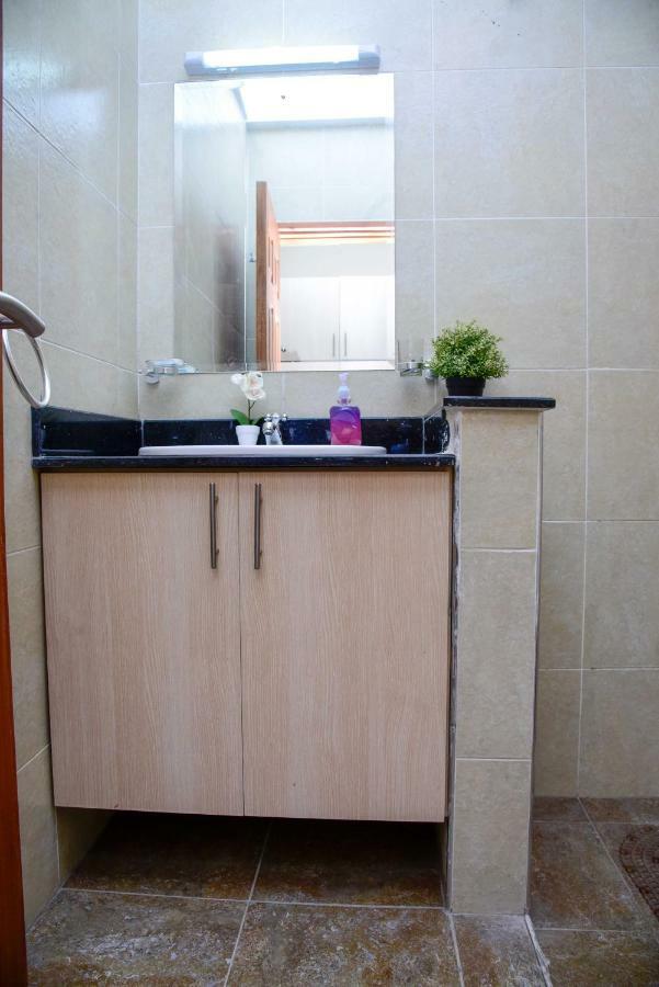 Sherry Homes - Heri * Nairobi