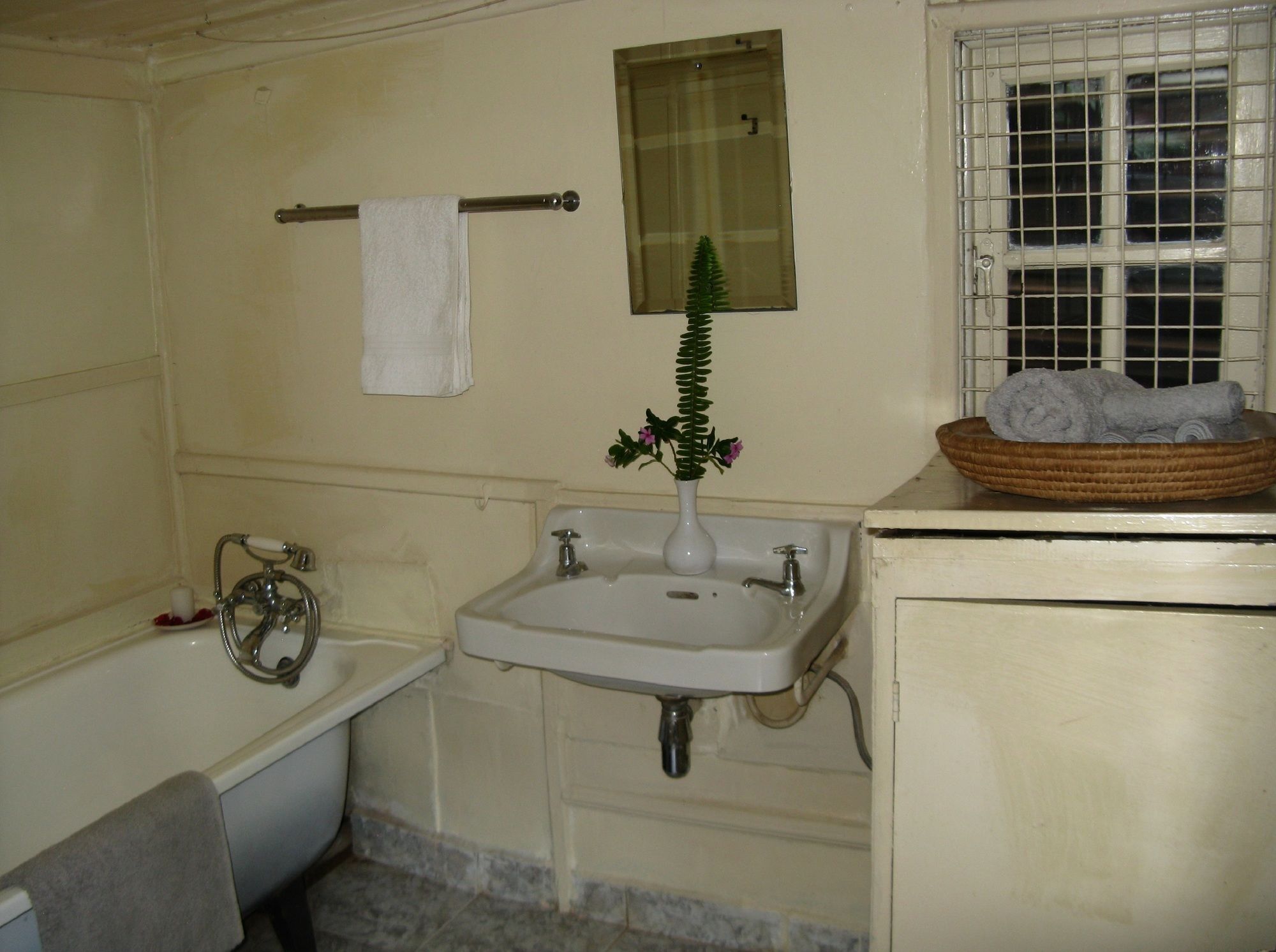 Kiloran House Guest house