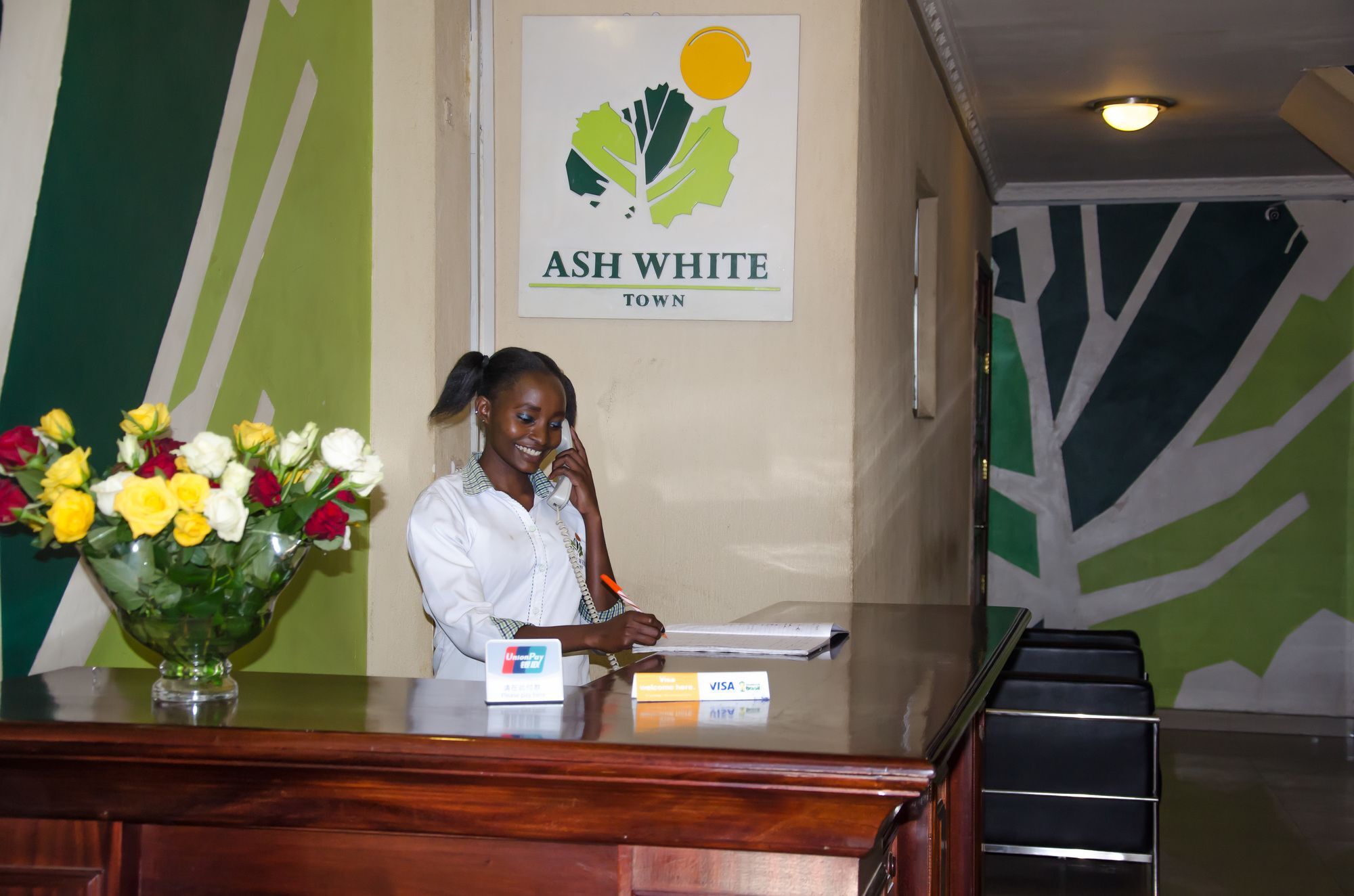 Hotel Ash White