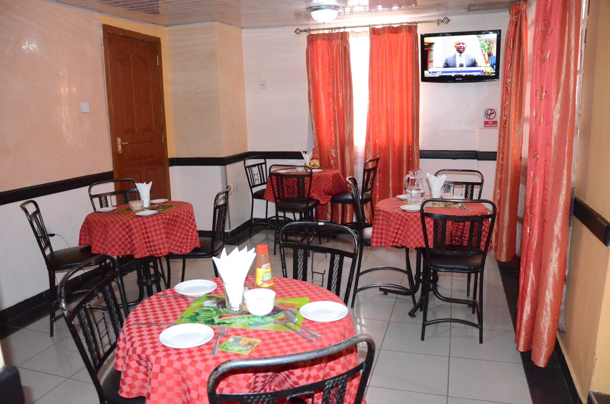 Chomba Hotel
