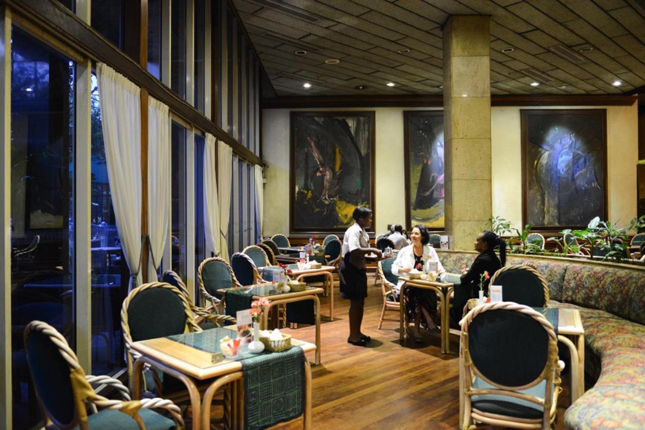 Ledger Plaza Hotel 3*