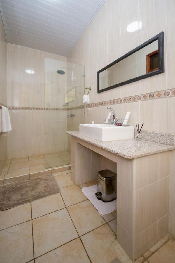 Rudi Hotel 2*