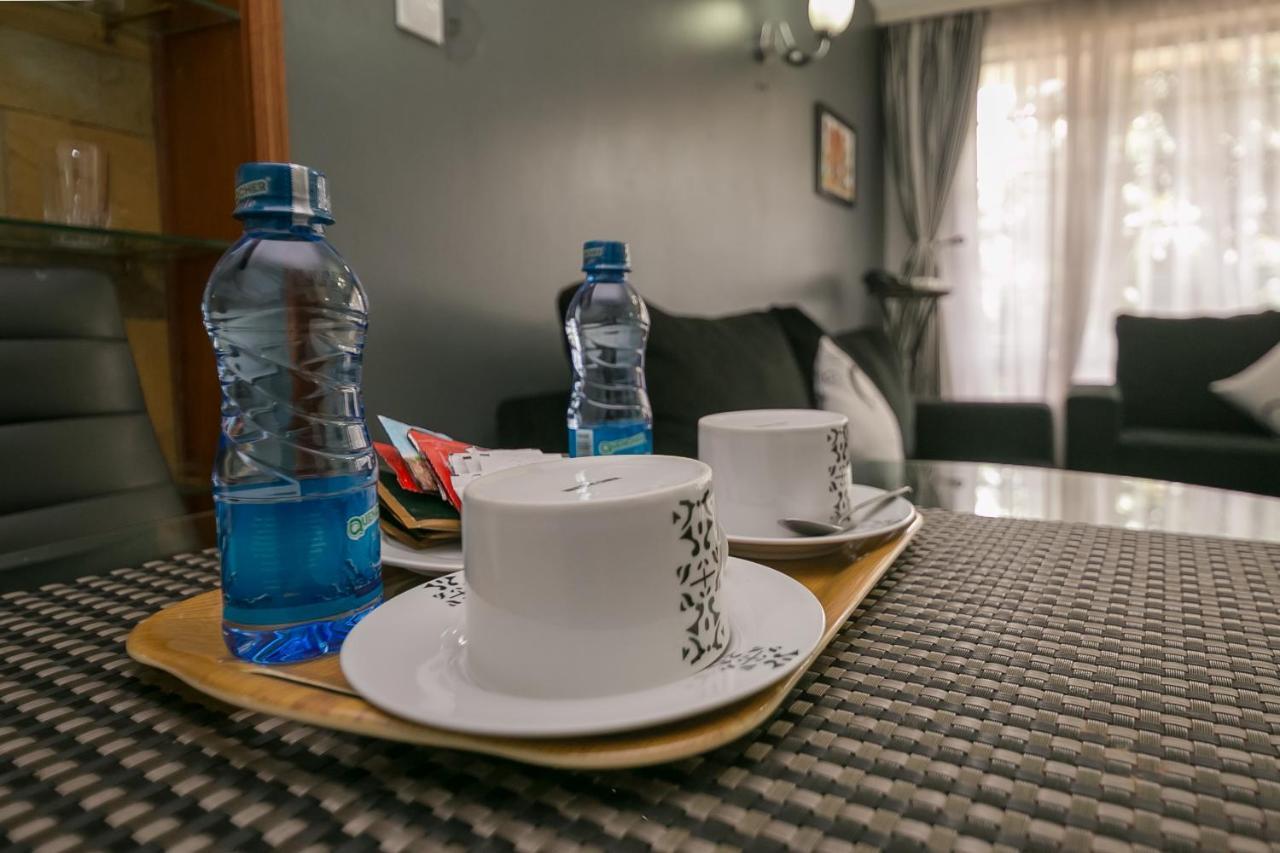 Meltonia Luxury