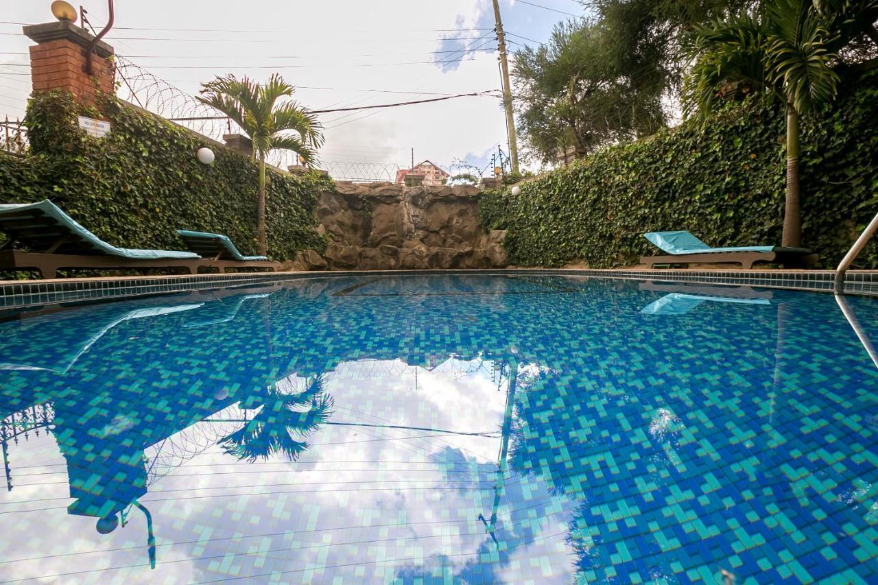 Meltonia Luxury 4*
