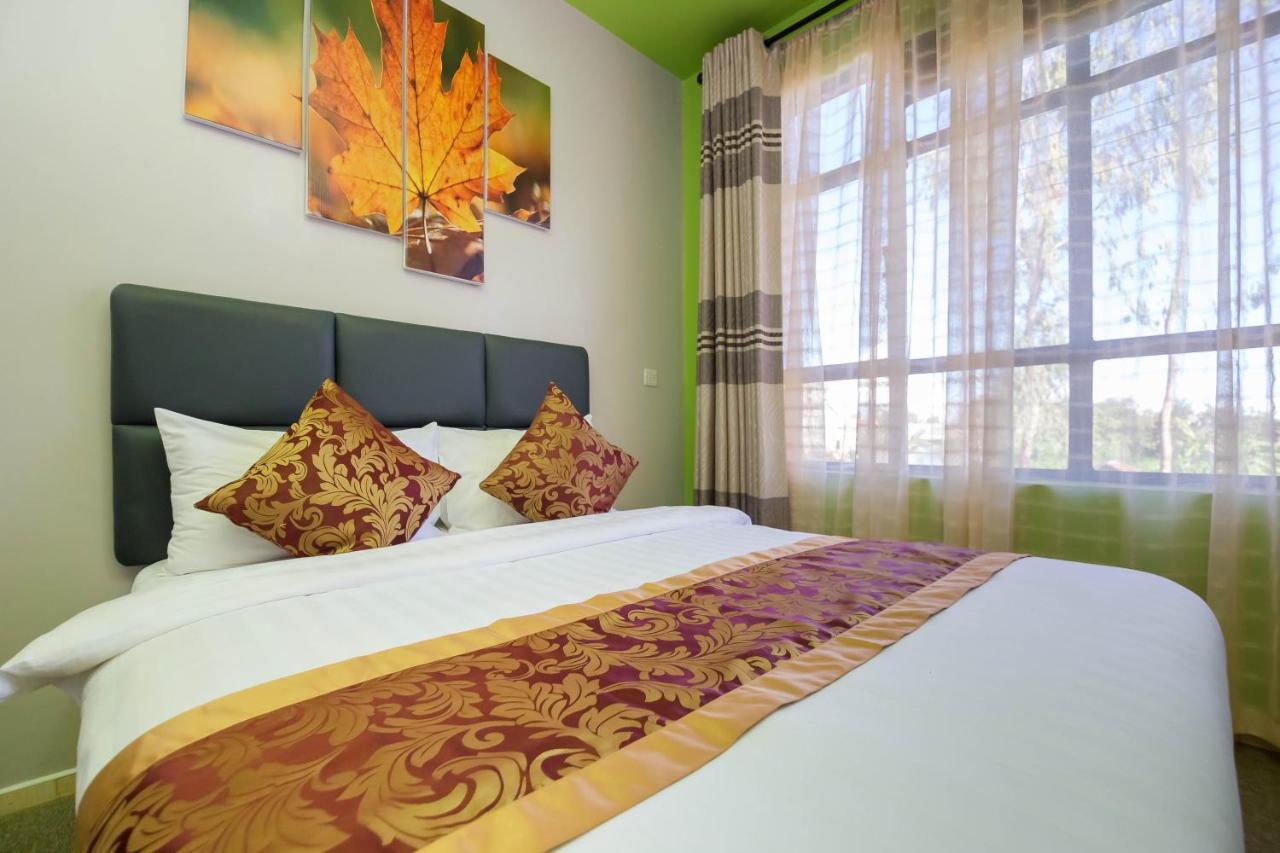 Maple Hotel 3*
