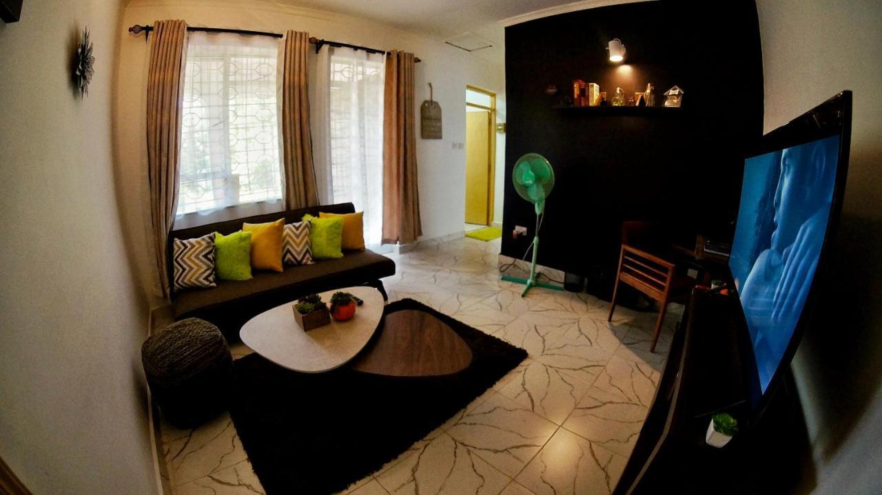 Homestay Karen Hardy Executive Homestay *