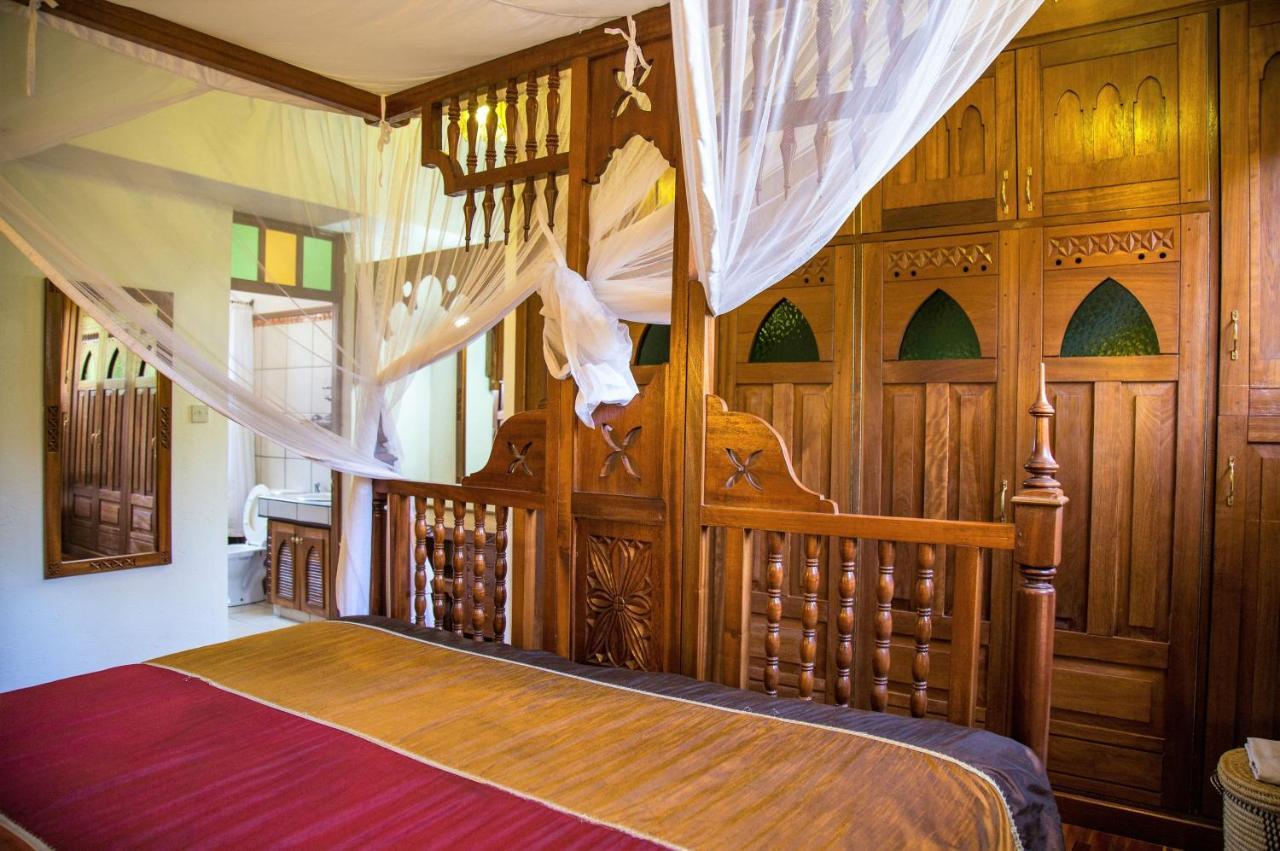 The King Post Aparthotel 3*