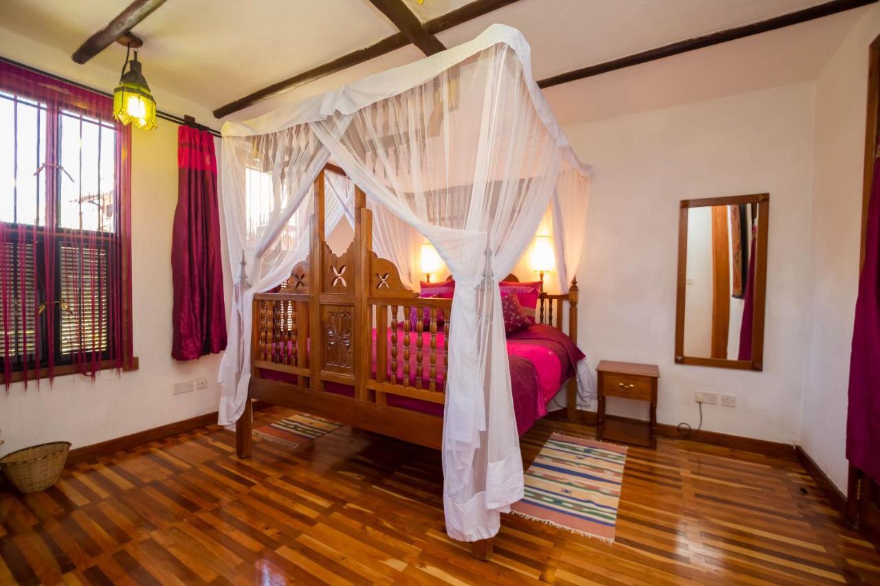The King Post 3* Nairobi