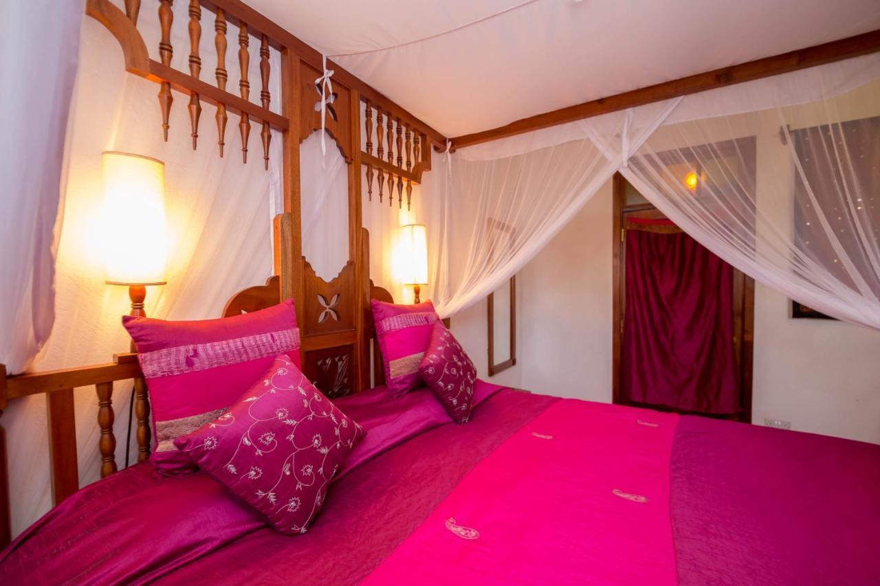 The King Post Aparthotel