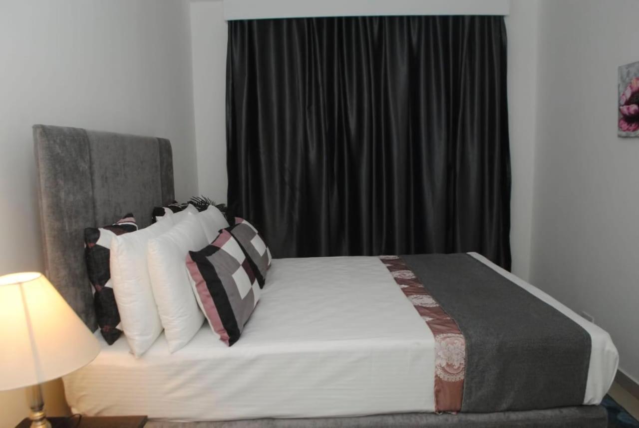 Astoria Apartment *