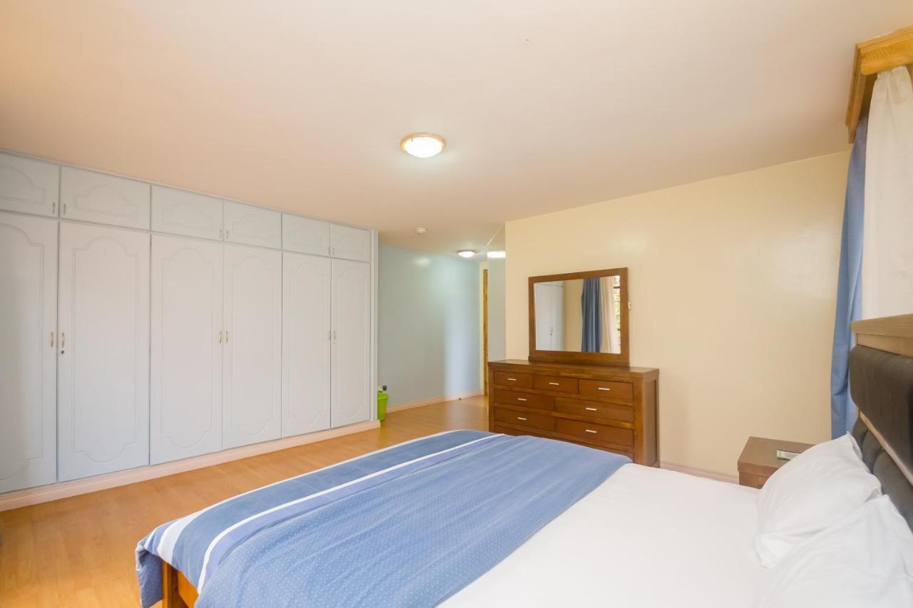 Pine Lush Residency