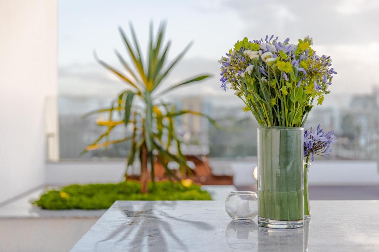 Purple By Your Host Apartment *